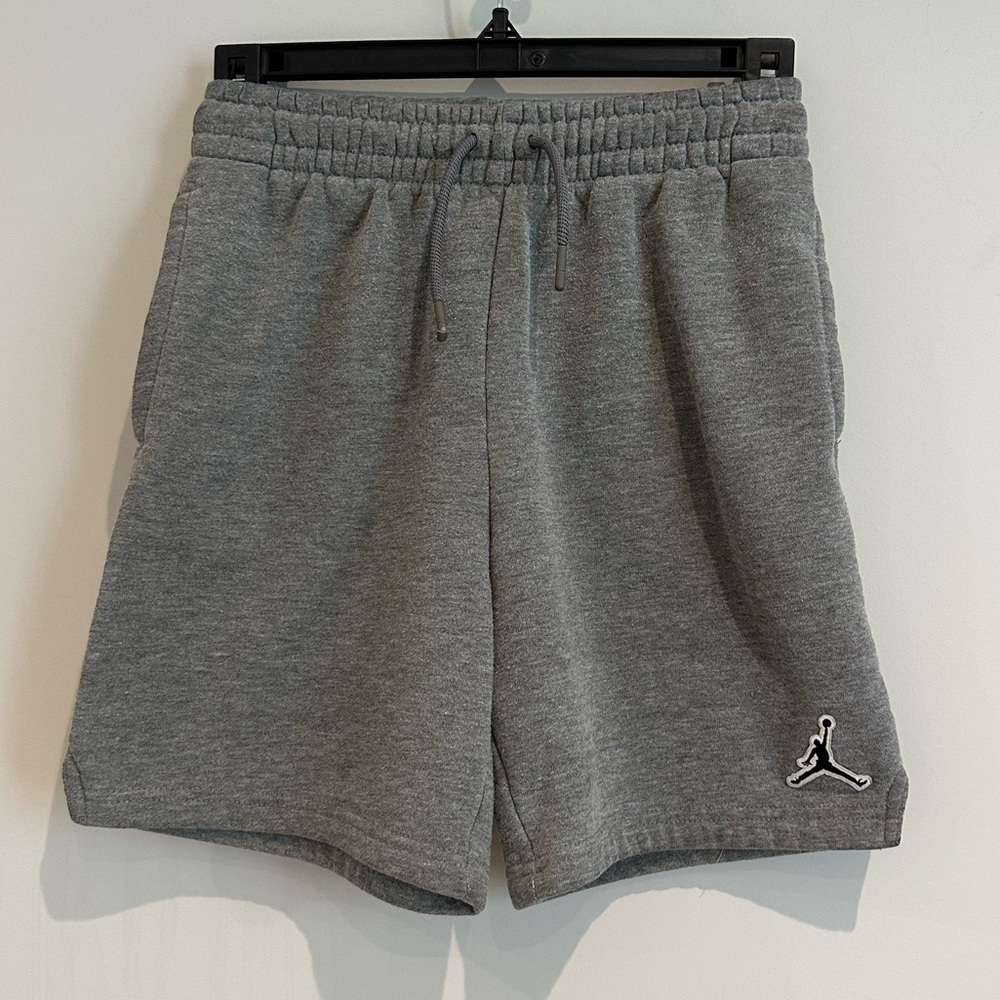 Jordan Boys Fleece Athletic Shorts (Set of 2) Black & Gray, Size M (10-12 years) - Picture 2 of 9